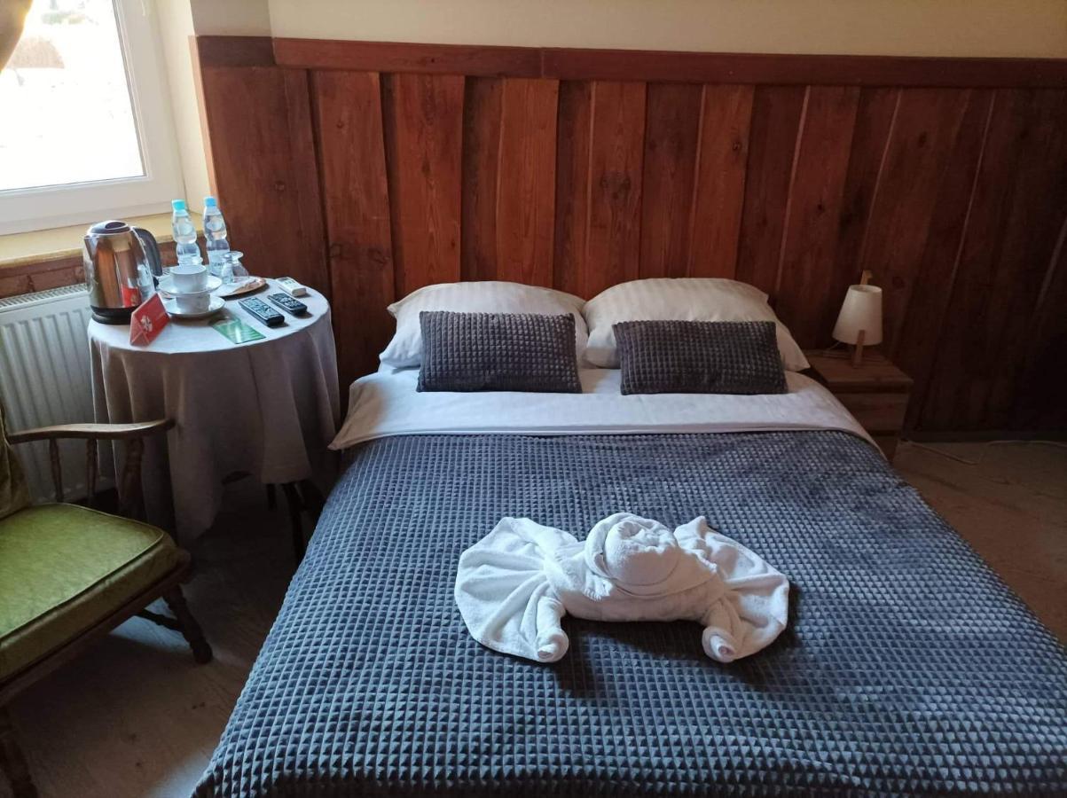 Karczma Michelle Hotel Jankowice  Bagian luar foto