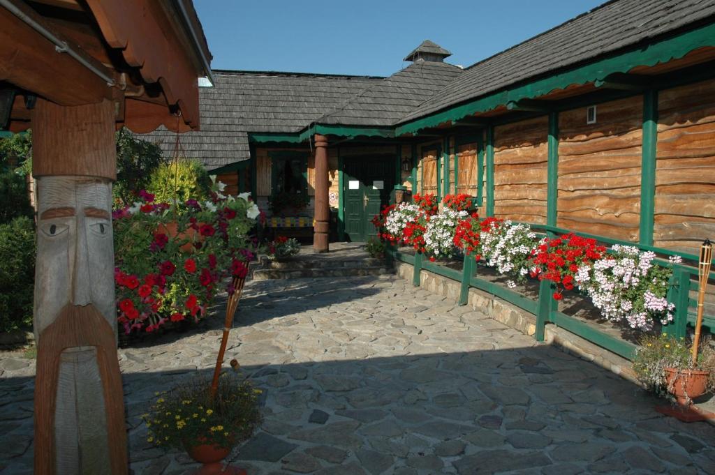 Karczma Michelle Hotel Jankowice  Bagian luar foto